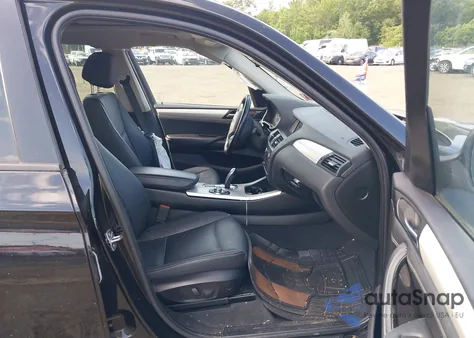 2013 BMW X3 xDrive28I z USA, uszkodzony, nr VIN 5UXWX9C53D0A12278